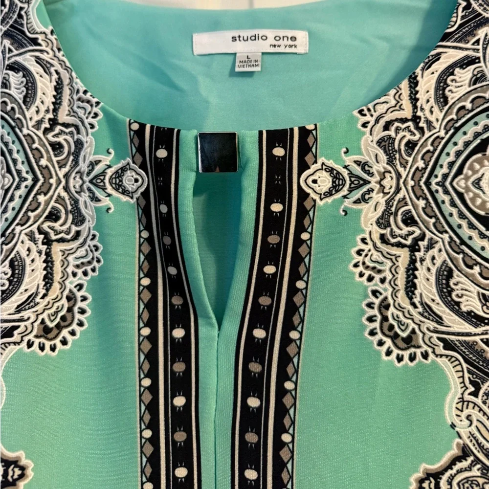 Studio One Teal and Black Ornate Long Sleeve Dress - Picture 2 of 3